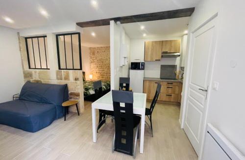 Saint-Jean-d'Angely House | Le Valentin