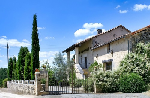 La Chapelle-Faucher House | Les Abeilles – Holiday home with private pool in the heart of Périgord Vert