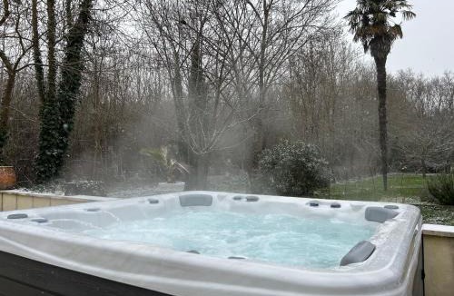 Fronsac Villa | Les Bons Amis