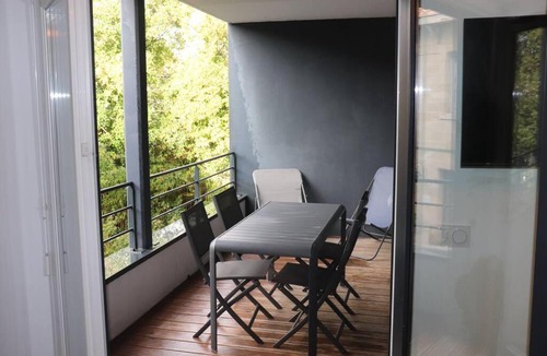 Cenon Apartment | Les cèdres -Tram A 50 mètres, Bordeaux à 5 minutes, parking