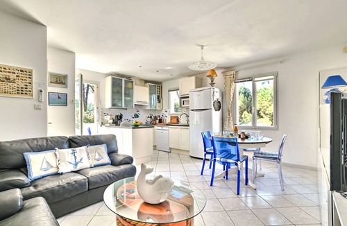 Domino House | Les Epinouses by Interhome