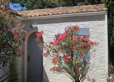 Saint-Georges-d'Oleron Villa | Les Fleurs De Lys, Villa Chic L'enclos Des Lys, Proche de la Mer, Linge Inclus