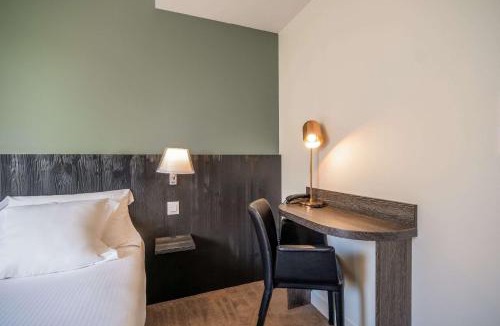 Quartier du Casino Hotel | Les Flots - Hôtel et Restaurant face à l'océan - Châtelaillon-Plage