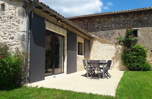 Saint-Martin-de-Fressengeas House | Les fenestrous; gite de la Baine in the countryside; Périgord vert.