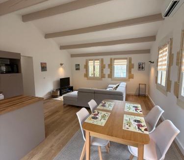 Salon House | Les gîtes de la Joubertie