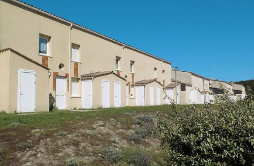 Carcans Plage Apartment | Les Hameaux de l'Océan 46T by Interhome