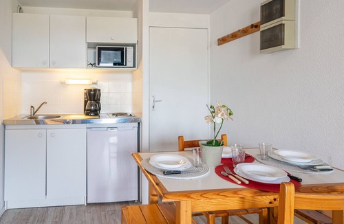 Vaux-sur-Mer Apartment | Les Jardins de l'Océan by Interhome