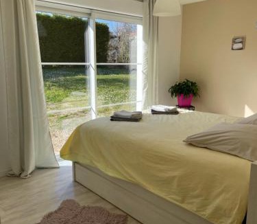 Saint-Aubin-de-Branne House | Les jardins de jodie