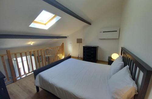Saint-Emilion Apartment | Les logis des Vignobles Saint Emilion en Duplex n 2 avec terrasse