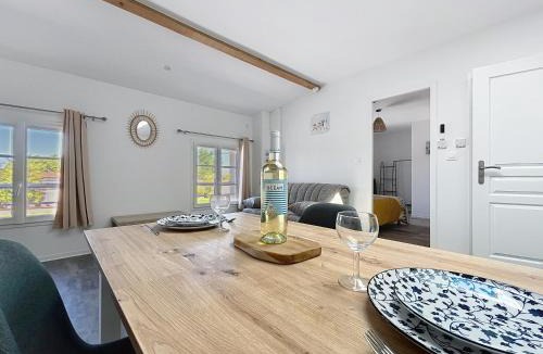 Anglade Apartment | Les Magnolias - Charme et Confort au cœur du Blayais