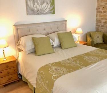Vanzay House | Les Roches