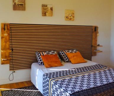 Gurs Bed & Breakfast | Les Tanalis - Chambres d'hôtes & Gîte