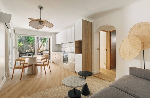 Biarritz Apartment | LITTLE OASIS - private terrasse, near the center and the beach