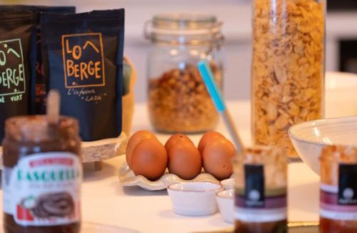 Saint-Pee-sur-Nivelle Hotel | Lo Berge