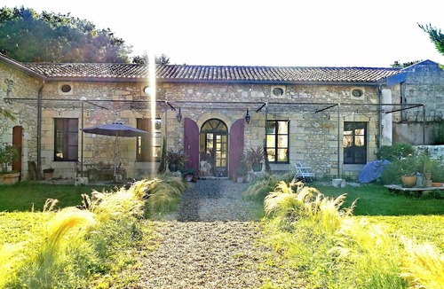 Haux House | Loft à la Campagne - Au Coeur de Lentre-deux-mers