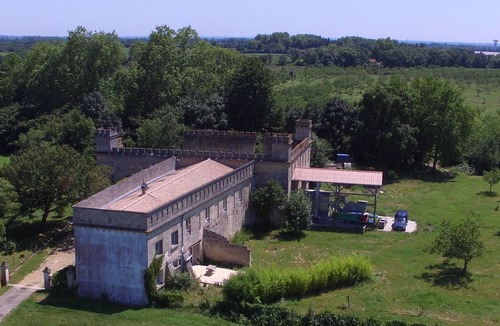 Bourg-sur-Gironde Other | Loft 80m2 comfort in old building on organic field near Bordeaux