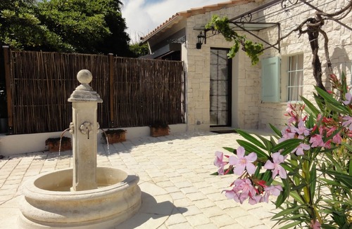 Plaine de la Brague Apartment | Loft studio atelier with pool in walking distance to the beach and old town