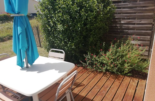 Jonzac Apartment | Logement 2 *with garden ideally located