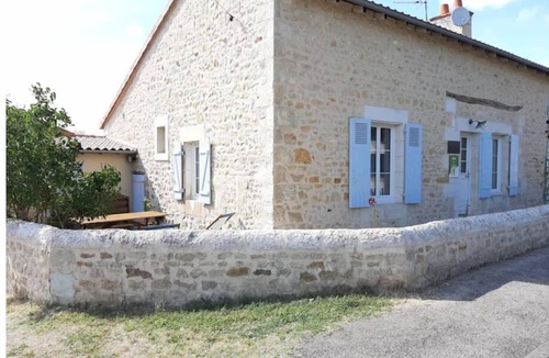 Bignoux House | Logement Indépendant Avec Jardin Proche Poitiers