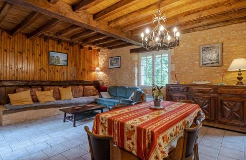 Paunat House | Logement Les Termes
