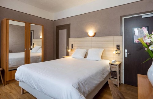 Bort-les-Orgues Hotel | Logis Central Hôtel & Spa