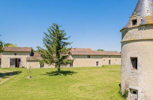 Brulain House | Logis de La Bernière - Holiday Cottages