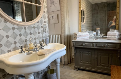 Chauray Bed & Breakfast | Logis de la Roche