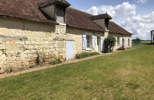 La Roche-Posay Cottage | Longère character green