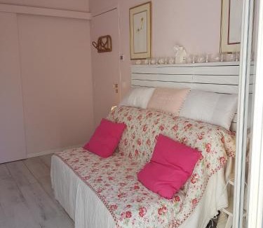 Sare Bed & Breakfast | Loretxea