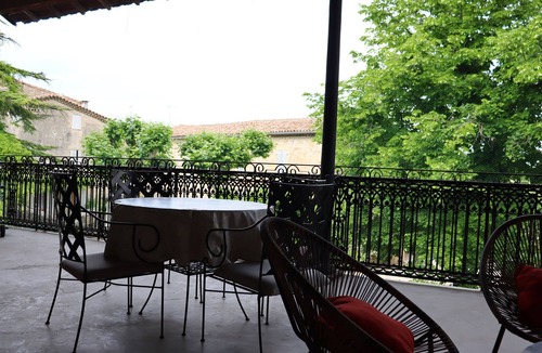 Issor Apartment | Lovely and spacious apartment in traditional Provençal Mas - Sauvignonnn