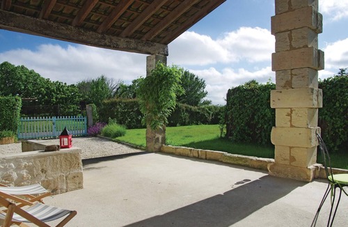 Saint-Fort-sur-Gironde House | Lovely home in St Fort sur Gironde