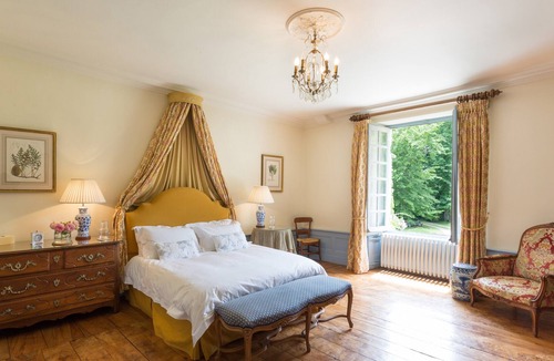 Saint-Aubin-de-Cadelech House | Luxurious Manor House with Private Pool and Tennis Court
