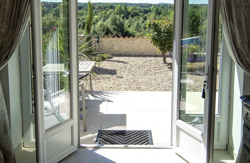 Saint-Severin Cottage | Luxury couples gite near Aubeterre Sur Dronne, South West France