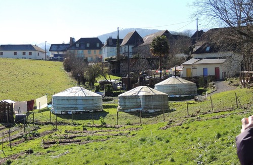 Lanne-en-Baretous House | Maïté Yurt-1 to 6 people-Yurt Camp