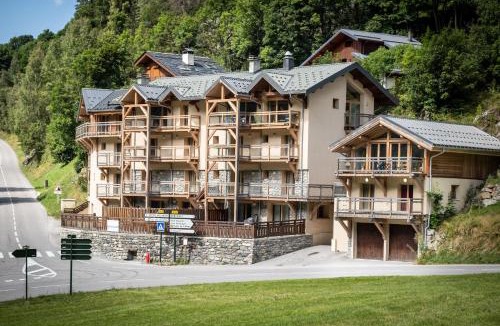 La Celle-sous-Gouzon Ski Chalet | Madame Vacances Chalet Ponturin