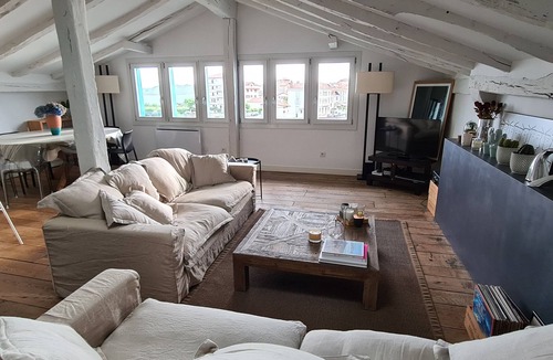 Ciboure Apartment | Magnificent 6-person apartment, 3 bedrooms, 2 bathrooms. Breathtaking sea view