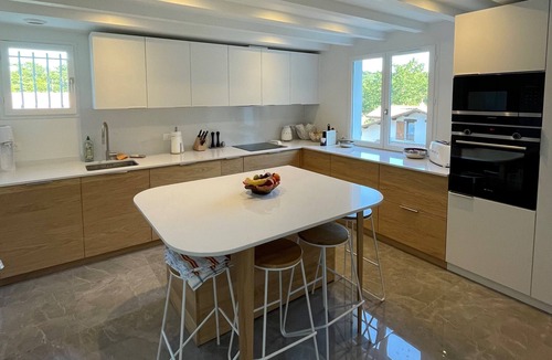 Bassussarry Villa | Magnificent Basque villa near Biarritz
