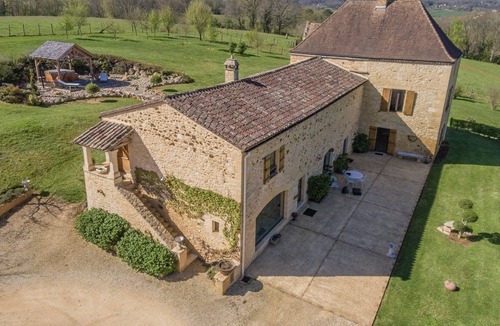 Domme House | Magnificent property from the 16th Century, with private pool, spa and a view
