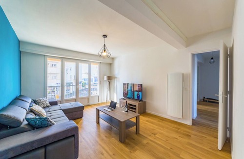 Pau Nord Apartment | Magnificent T4, 3 Bedrooms, Free Secure Parking