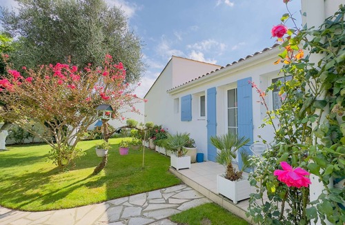 Ars-en-Re House | Magnificent villa with pool, garden and parking