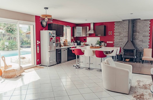 Mezos Villa | Magnificent Villa with Pool 10 min From them the Ocean