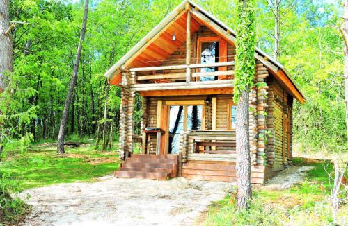 Les Farges House | Magnifique chalets en rondins avec SPA et Tipis en plaine Nature Environnement ressourçant au calme vue imprenable Lascaux SPA non disponible juillet et aout