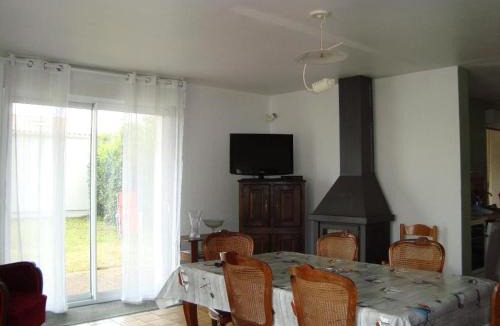 Saint-Denis-d'Oleron House | Maison 3 pièces avec jardin, proche centre et plages, Saint-Denis-d'Oléron - FR-1-246A-339