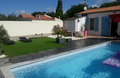 Angoulins House | Maison 4 Pers. Décorée avec Piscine & WiFi - FR-1-535-14