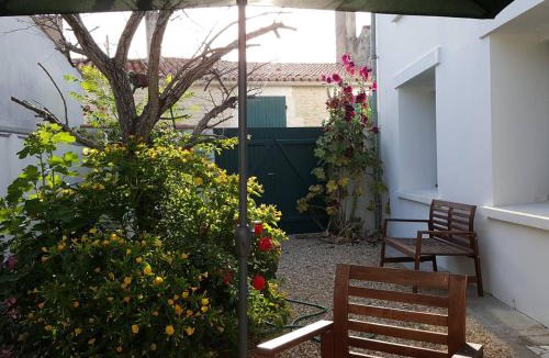 Domino House | Maison 4 pièces avec WiFi à 800m de la plage - Saint-Georges-d'Oléron - FR-1-246A-75