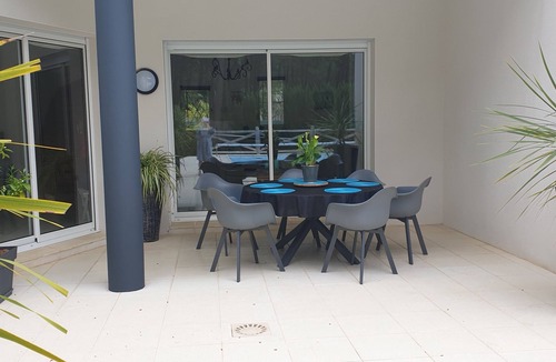 La Palmyre House | Maison Architecte Avec Piscine 10x5 m 200 m Ocean et Commerce Centre Ville
