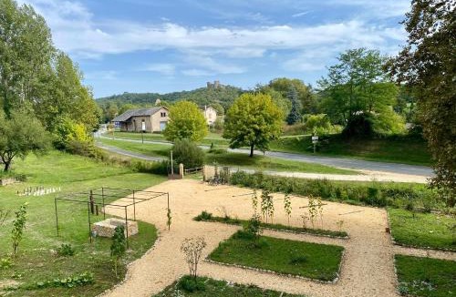 Sauveterre-la-Lemance House | Maison as Cambous