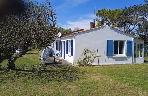 La Remigeasse House | Maison Avec Très Grand Jardin : Plage à Pied, Piste Cyclable,