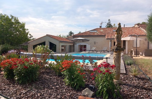 Montayral House | Maison Campagne Dans Site Reposant ! Avec DE Beaux Espaces DE VIE ! Piscine