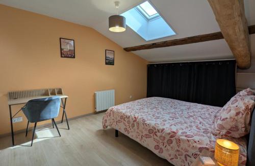 Challignac House | Maison charentaise rénovée avec jardin privatif et parking - FR-1-653-281